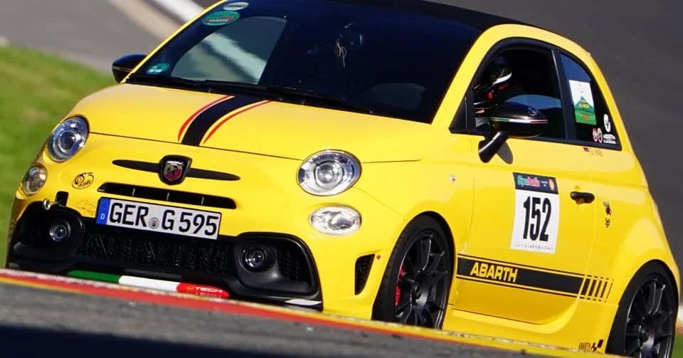 abarth carbon mirror caps with italian flag