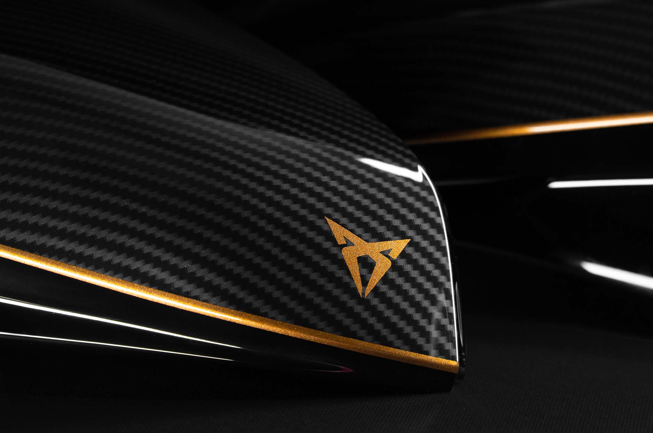 cupra formentor copper mirror caps