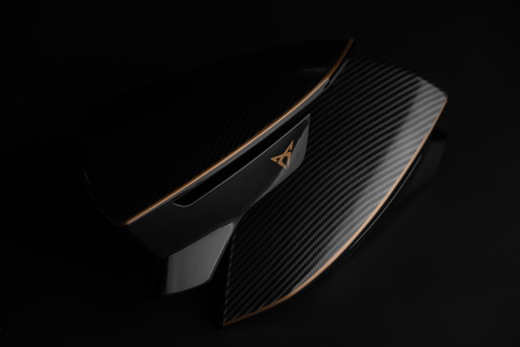 cupra leon carbon look mirror caps with logo